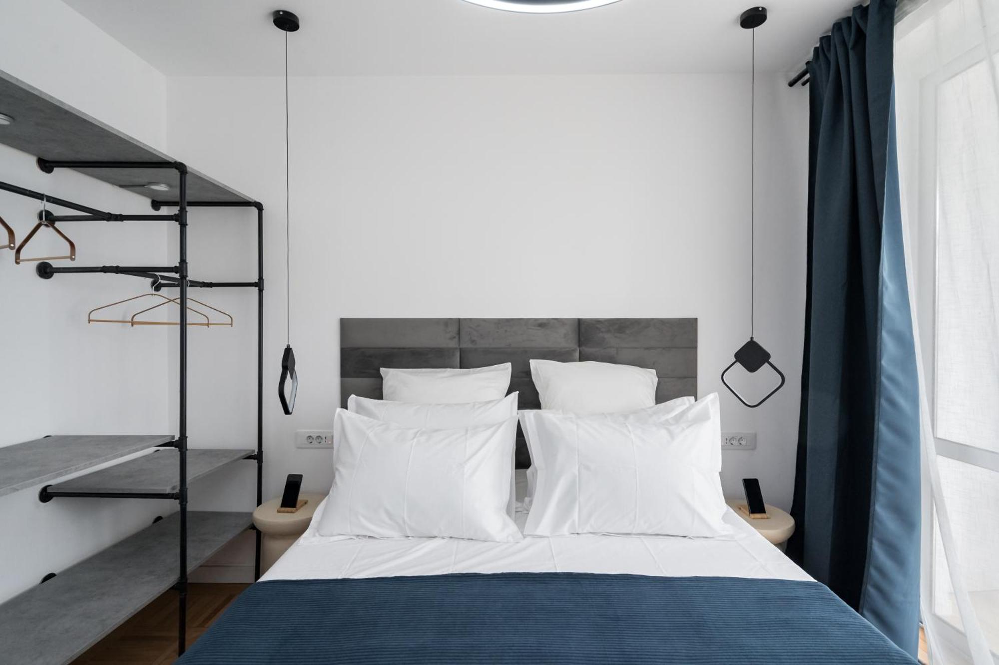 Central Aesthetic Apartment Бухарест Экстерьер фото