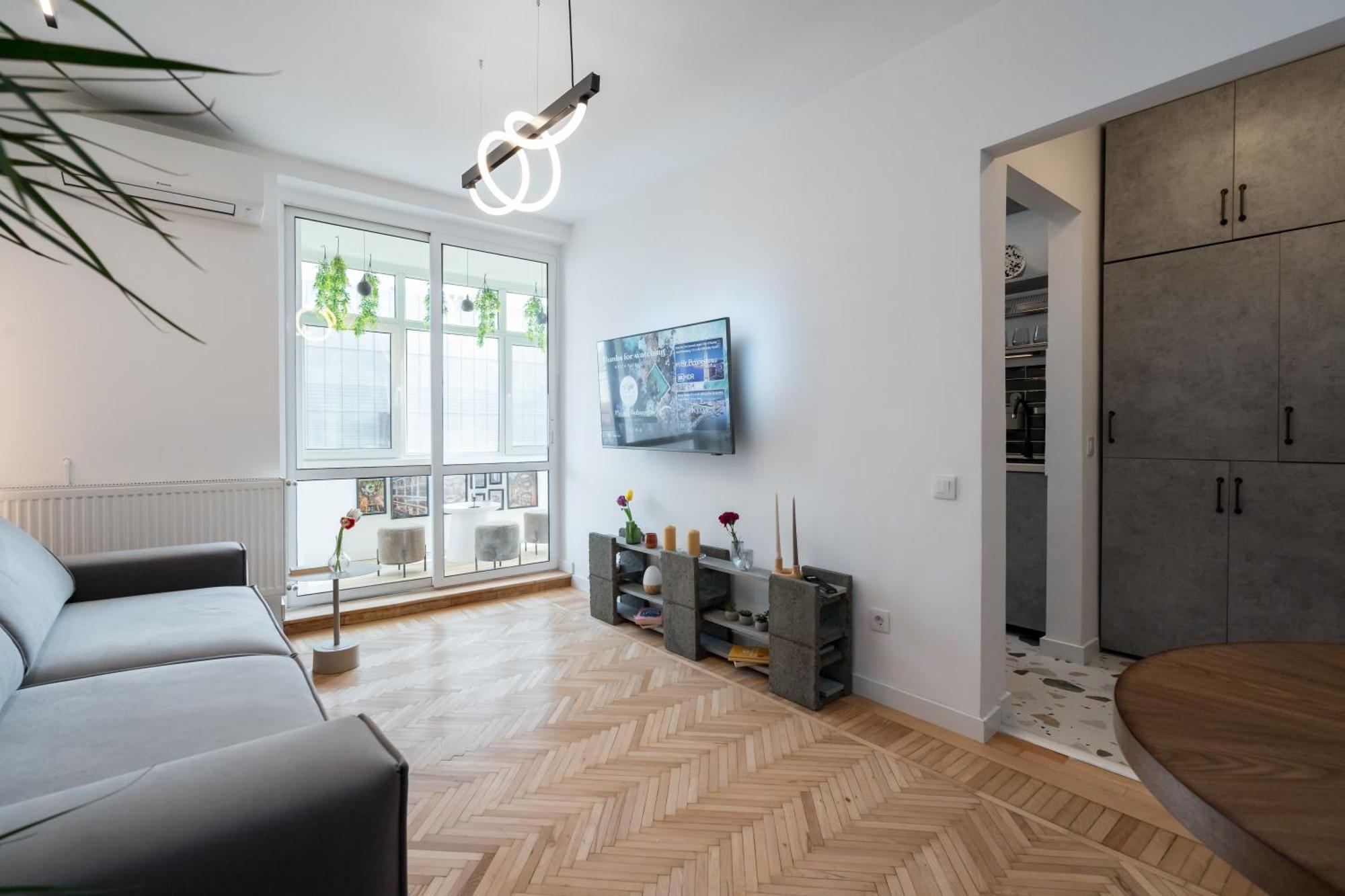 Central Aesthetic Apartment Бухарест Экстерьер фото