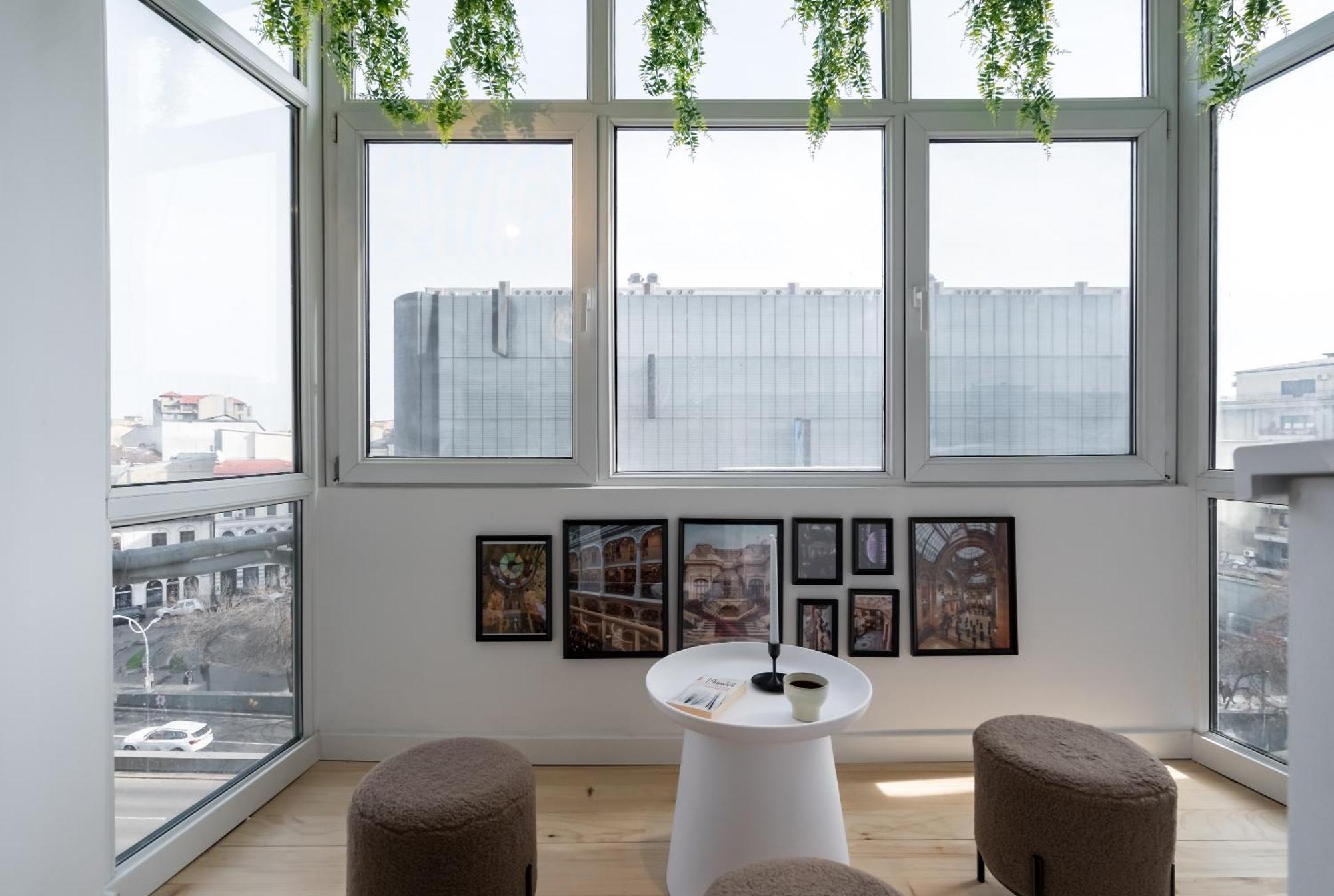 Central Aesthetic Apartment Бухарест Экстерьер фото